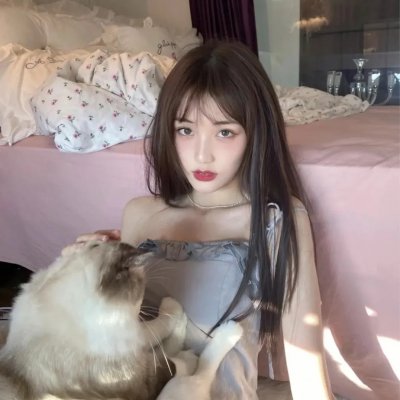 窃窃私语